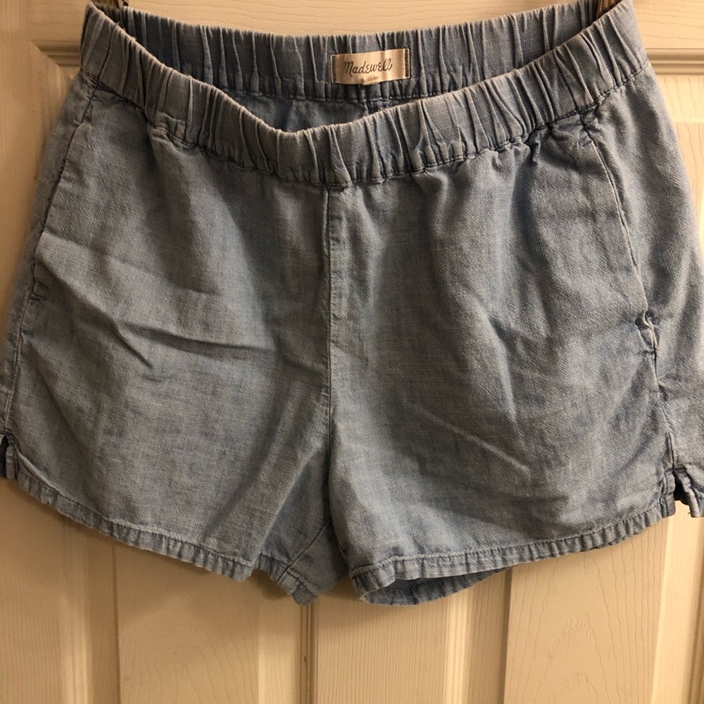 Madewell shorts.  SZ small  light blue chambray cotton. Pull on ease. Cute!